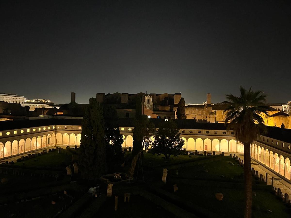 Camera X2 Con Magnifica Vista Sul Chiostro Di Michelangelo E Le Terme Di Diocleziano Rom Exteriör bild